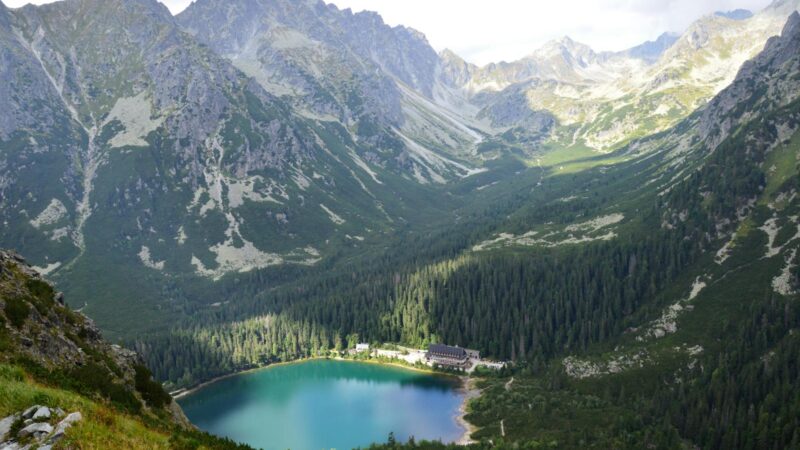 Cestovanie autom – karavanom do Popradu a okolia: Perfektná dovolenková destinácia na Slovensku